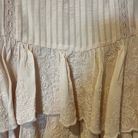 Ted Baker Alegria Tiered Lace Handkerchief Hem Skirt in Light Pink (2/M) - Picture 9 of 14